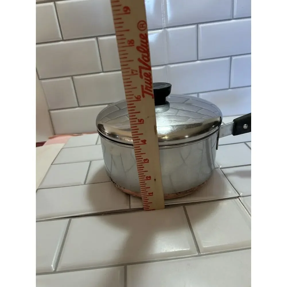 Vintage 1801 Revere Ware Copper Bottom 2 Quart Saucepan with Lid